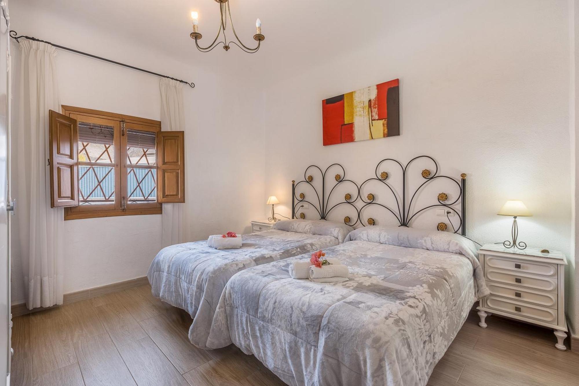 Cortijo El Almimbral Guest House Durcal Exterior photo